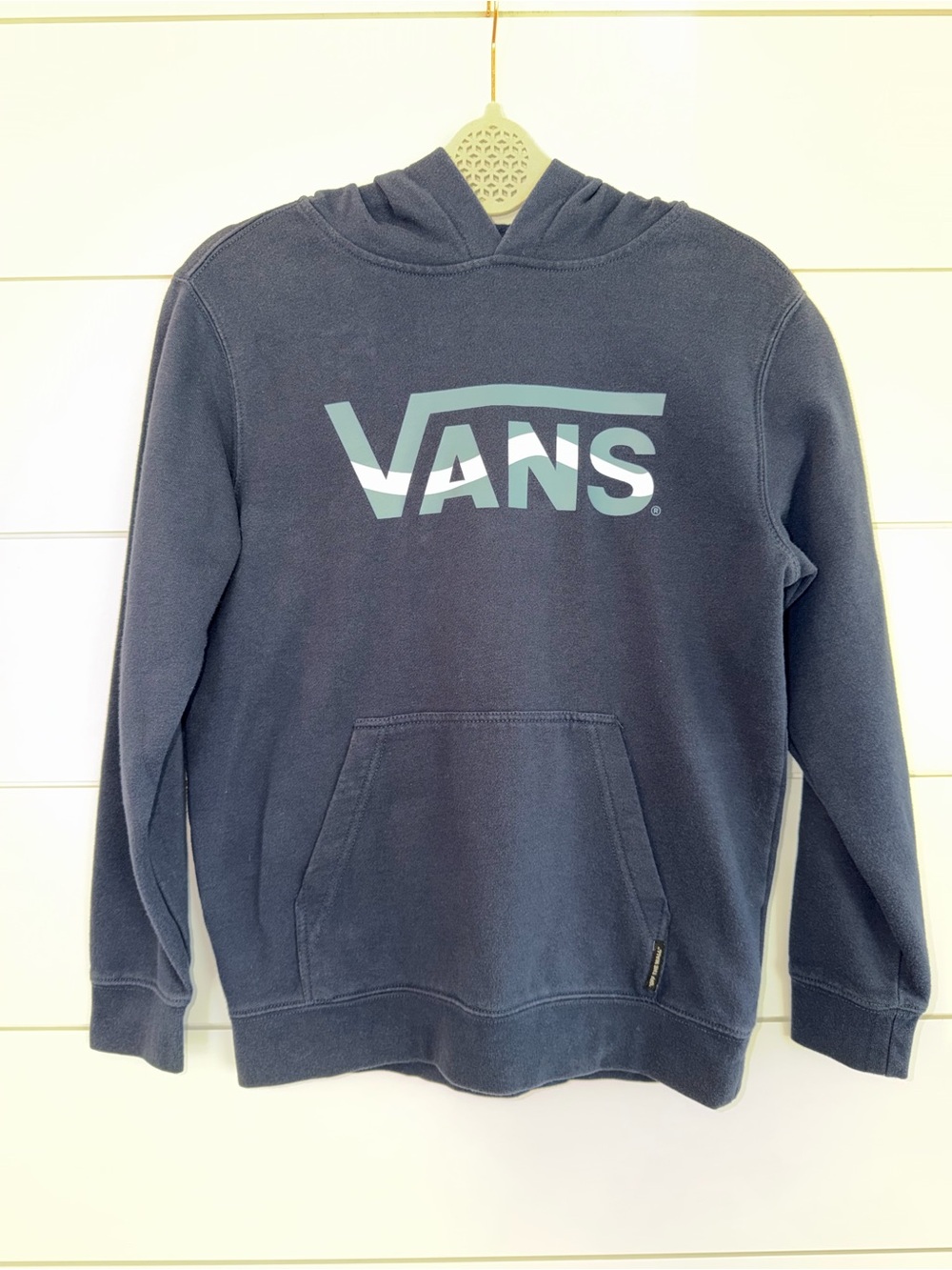Vans Boys Hoodie Medium M Navy Blue Checkered Sleeve Graphic Skater Streetwear